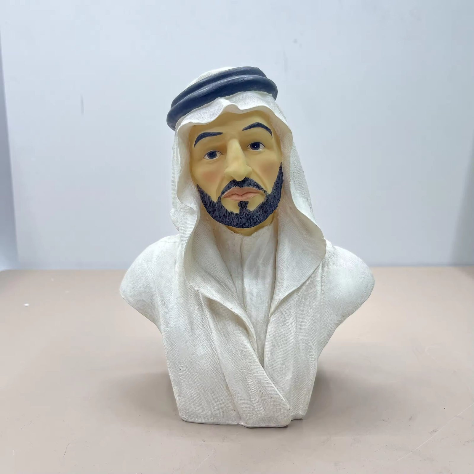 Arab national sculpture 10-1