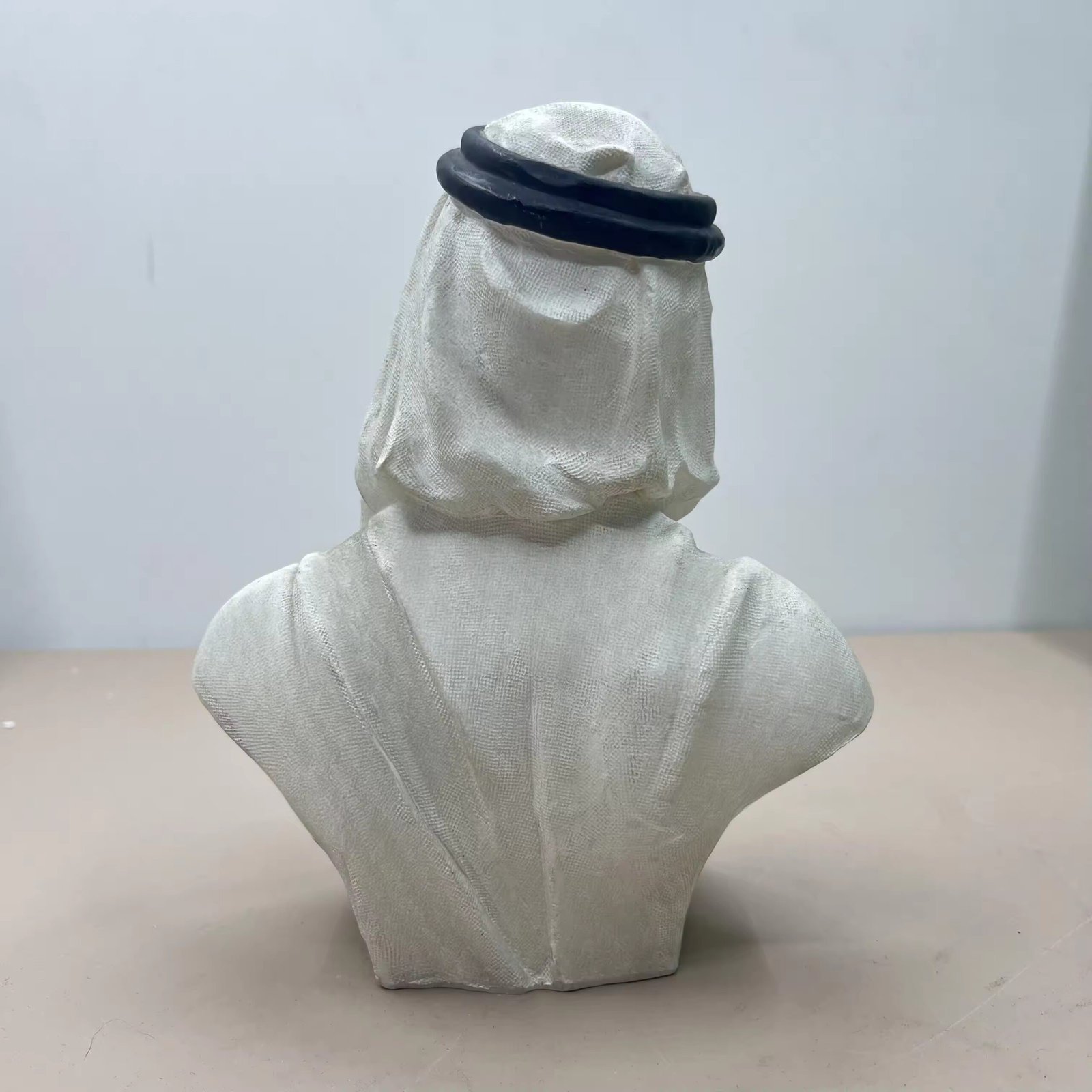 Arab national sculpture 10-3