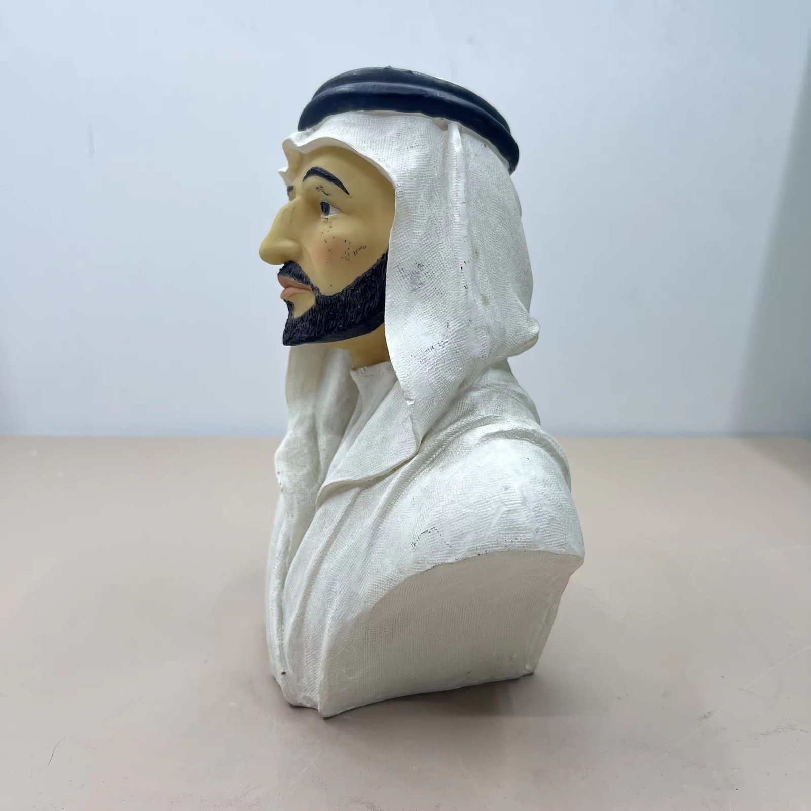 Arab national sculpture 10-4