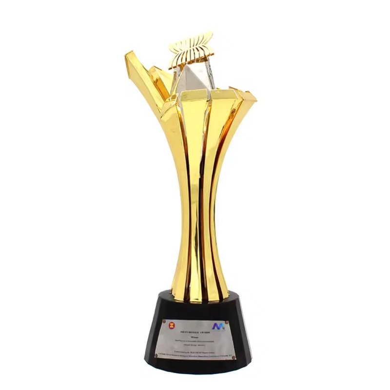 custom metal trophies​ 01