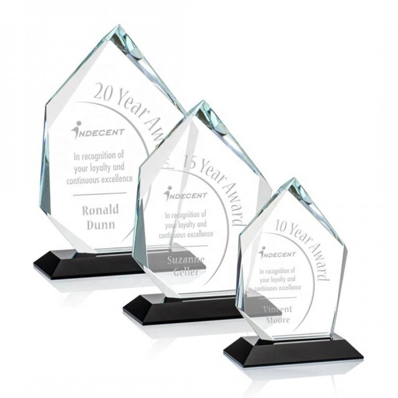 custom glass trophies​ 01