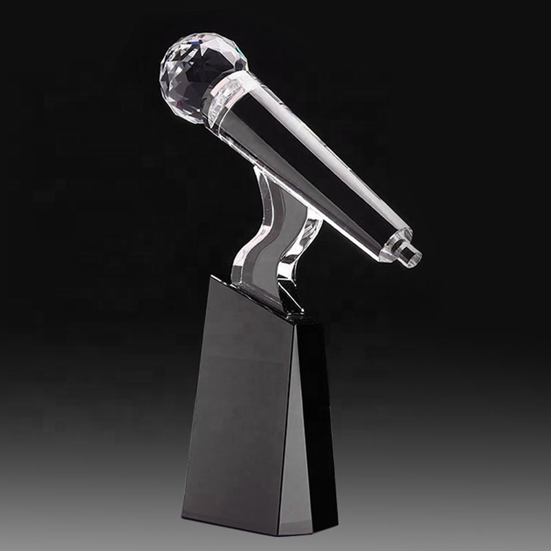 Crystal Microphone Trophy 01