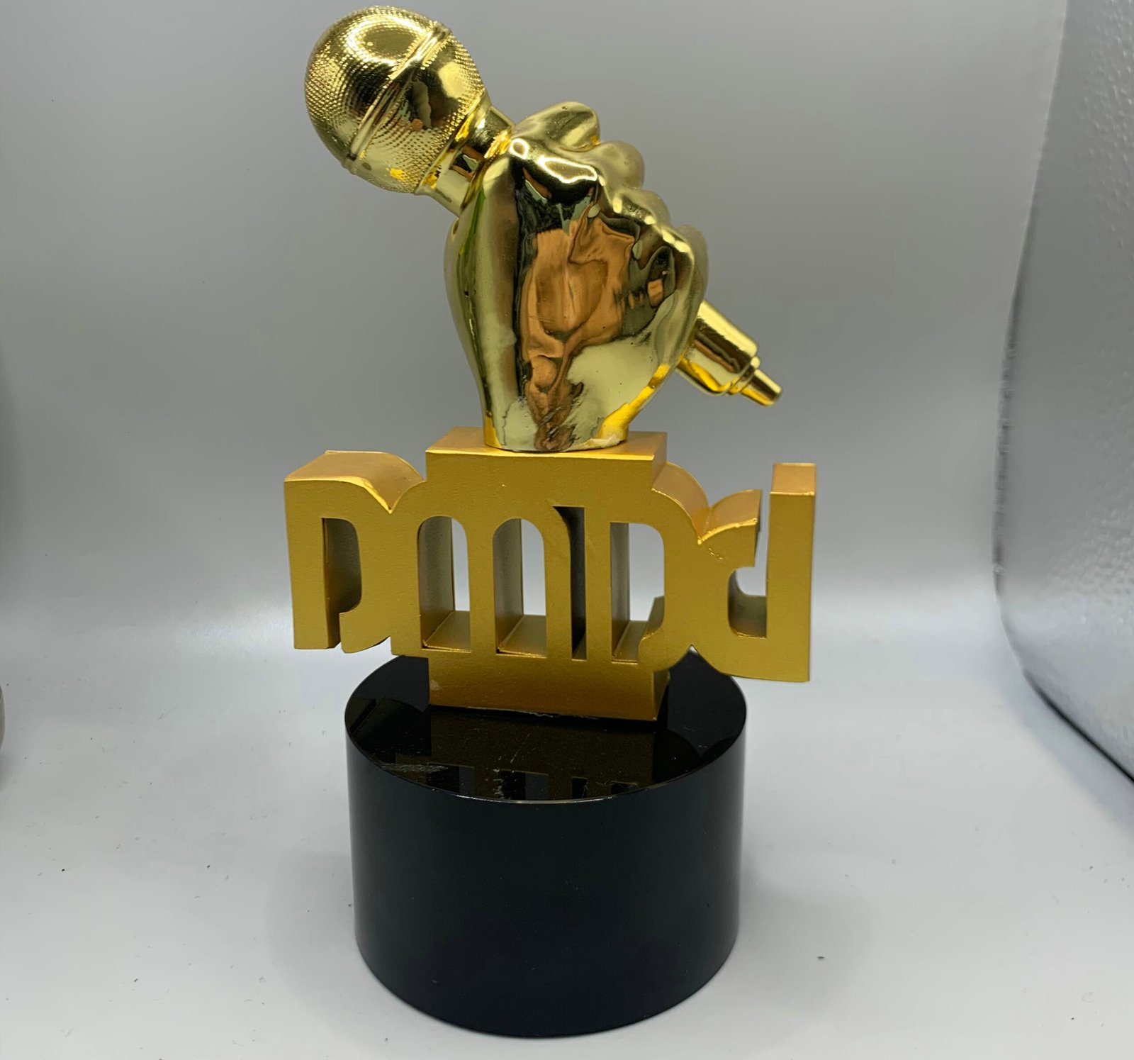 microphone trophy 03