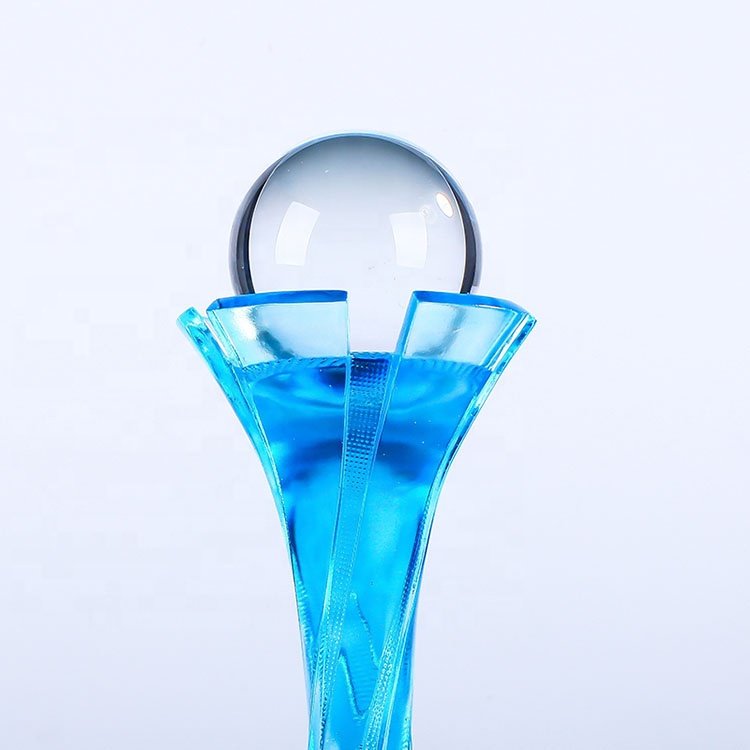 Coloured glaze trophy 04