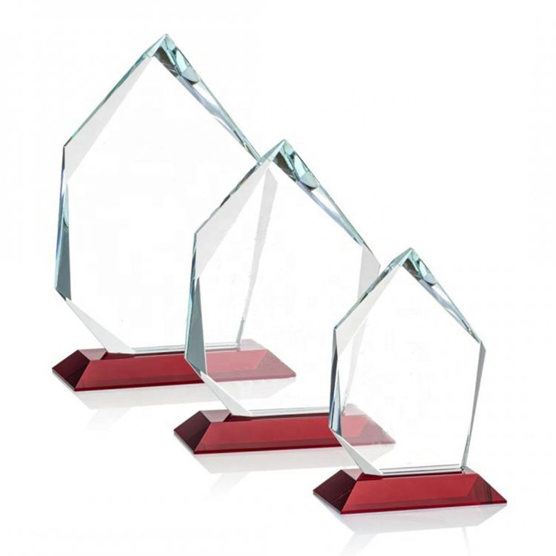custom glass trophies​ 05