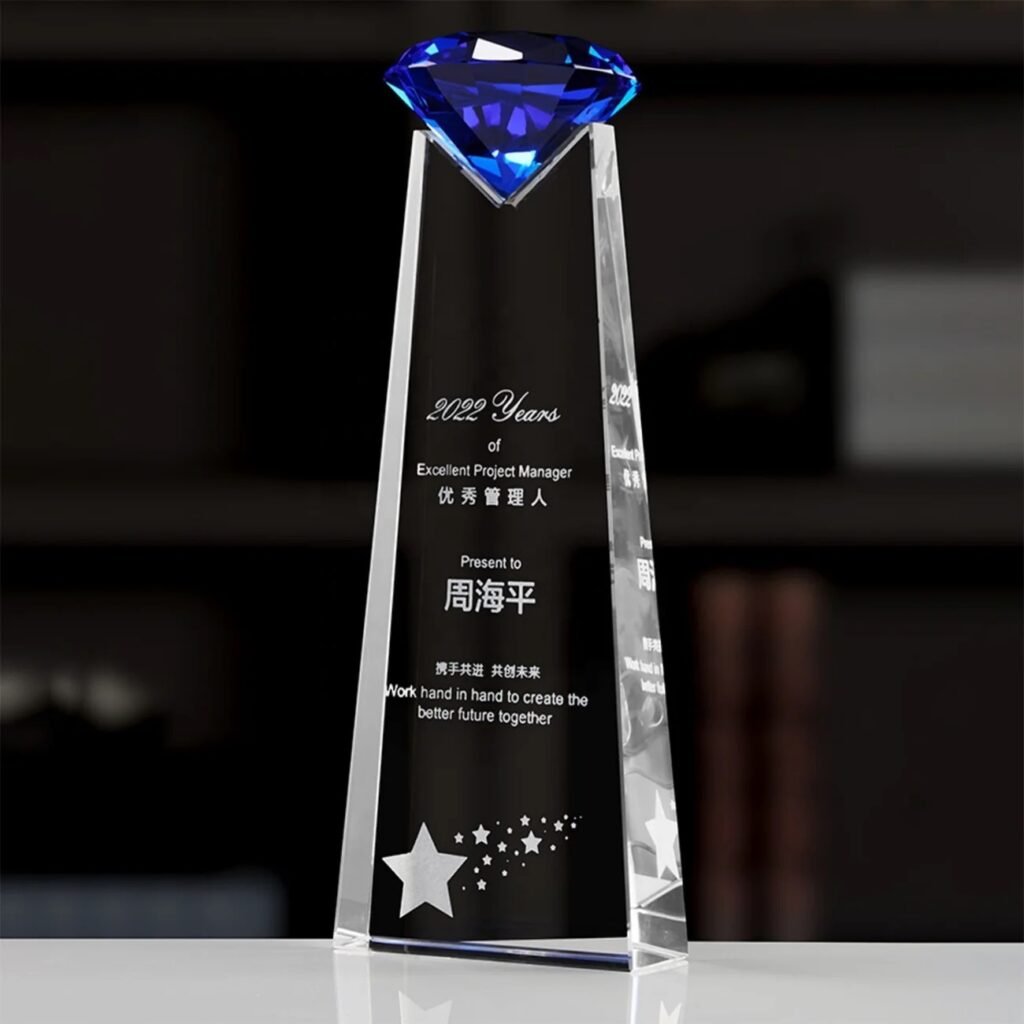 Diamond crystal trophy 03