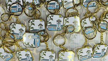 Metal keychain