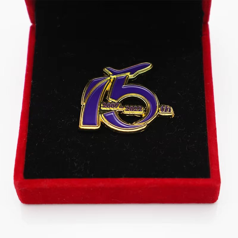 company badge maker 81-2