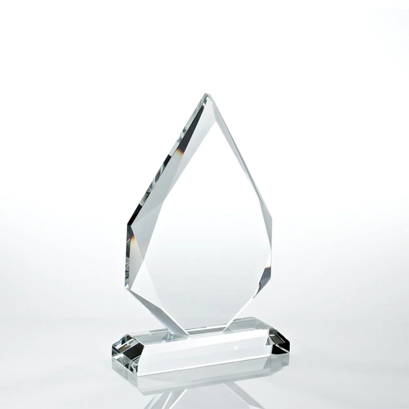 custom crystal trophy 03
