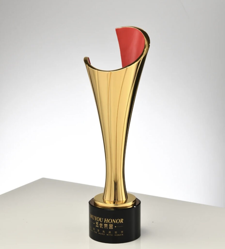 custom trophy manufacturer 02