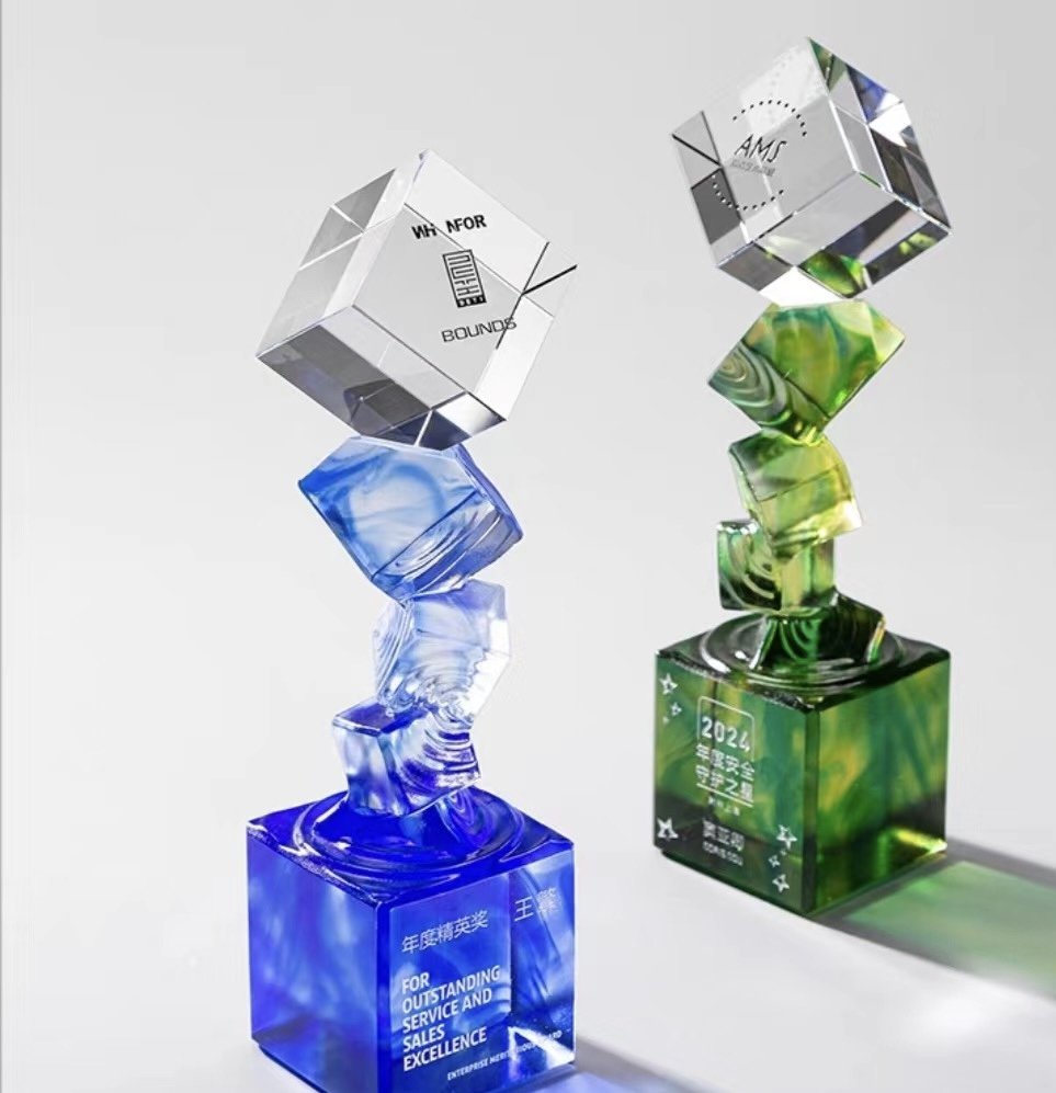 Creative Crystal Award 246