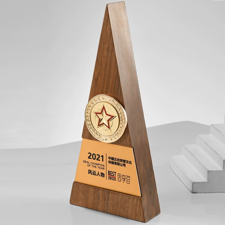 custom trophy​ 02