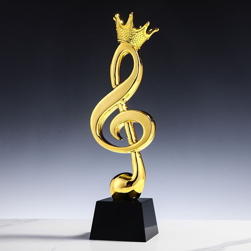 mtv music awards trophy 01