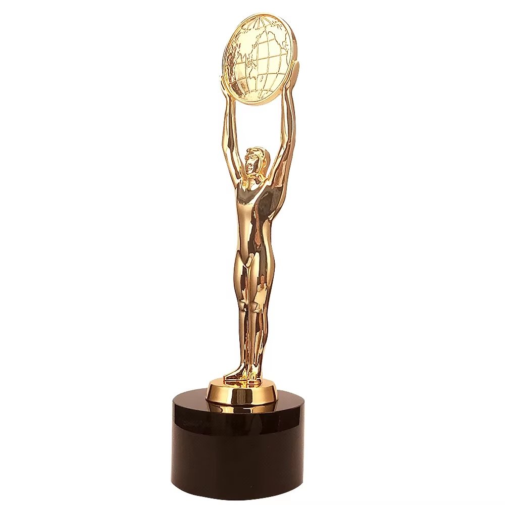 oscar trophies​ 3-2