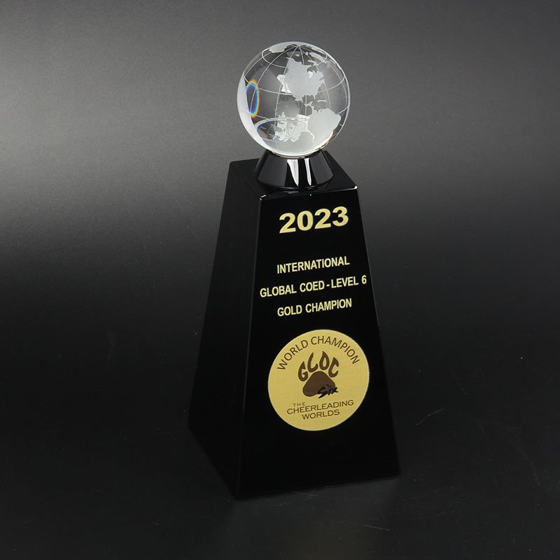 Earth Crystal Award 01