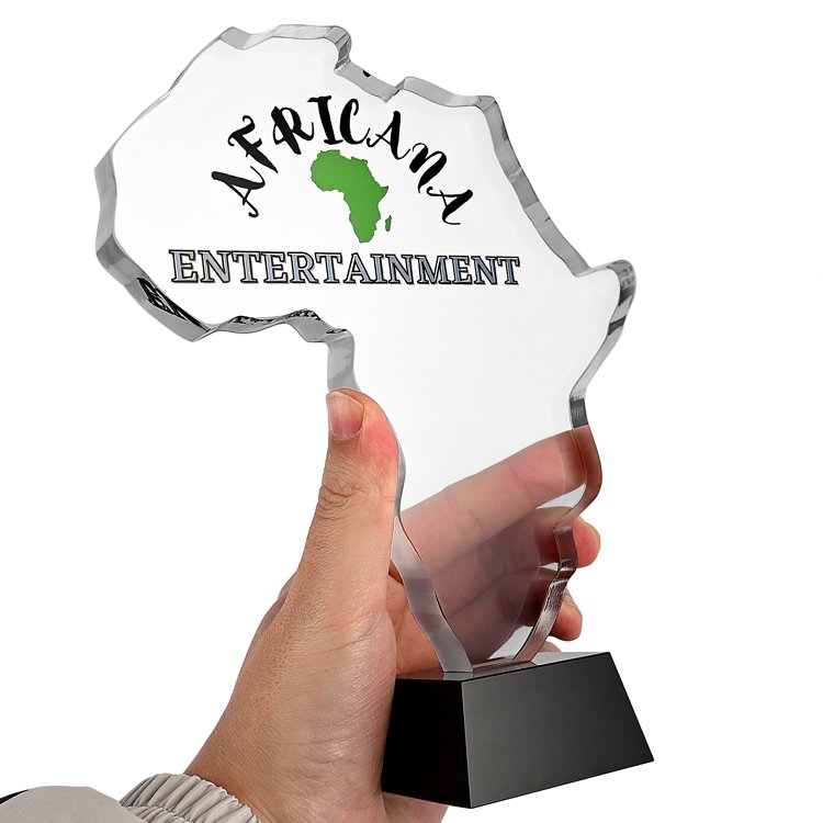 Entertainment trophy 03