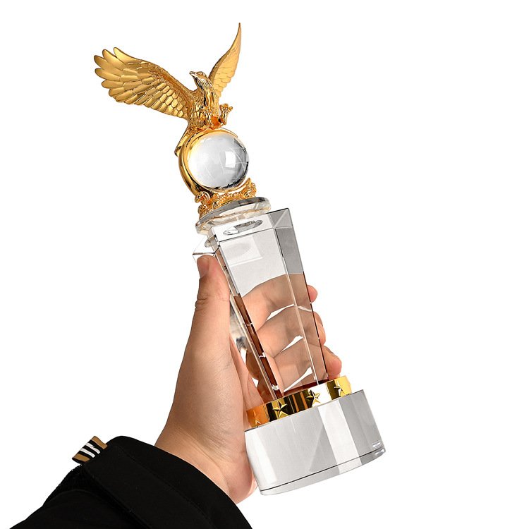Golden Eagle Trophy 04