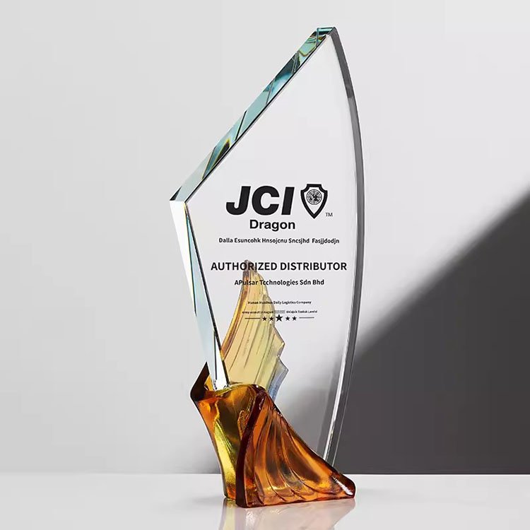 customize a trophy 01