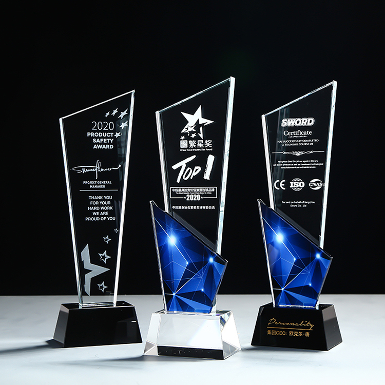 winner trophy​ 02