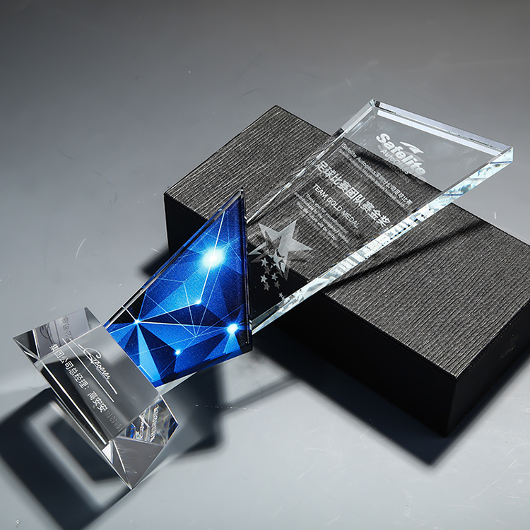 winner trophy​ 05