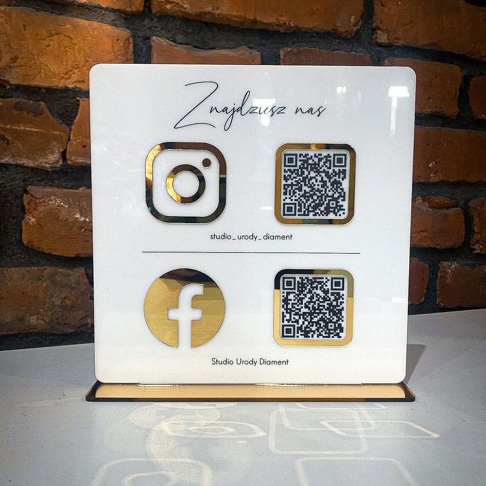 Acrylic instagram Awards 04