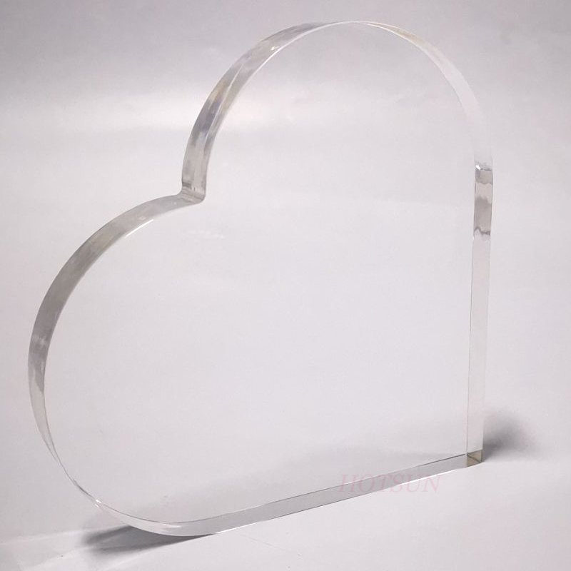 Acrylic pale heart trophies​ 05