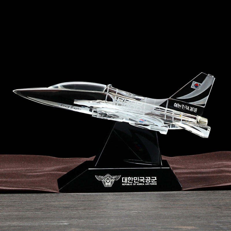 Aircraft ornaments awards 10-3