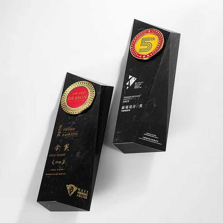 Black marble trophy-07
