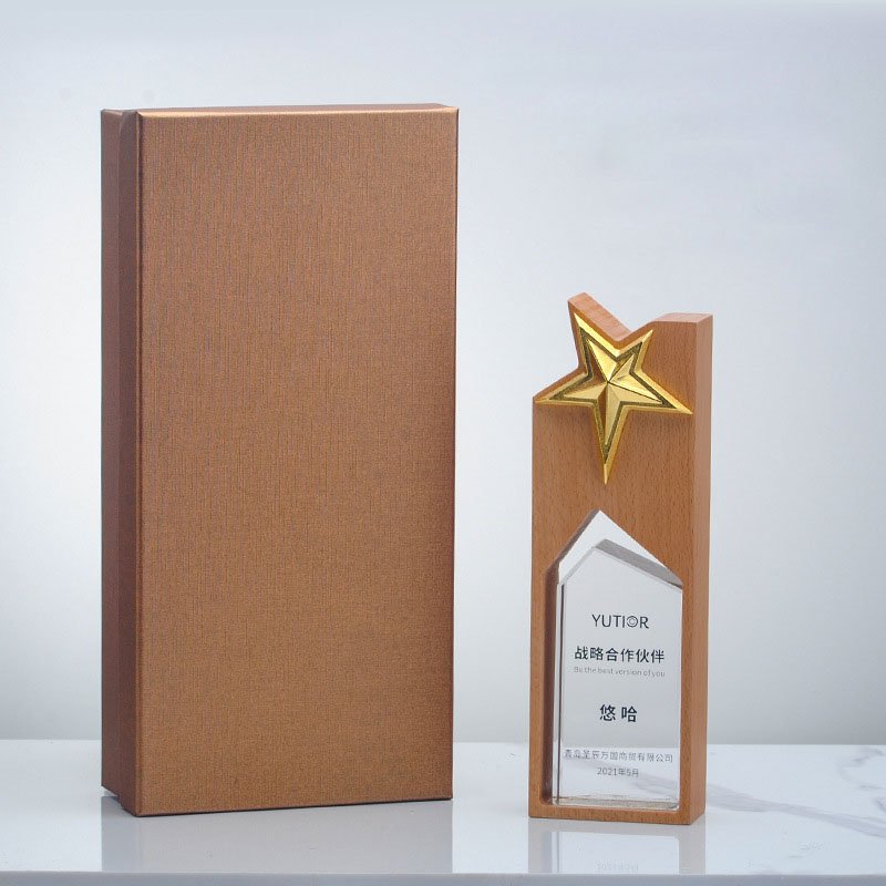 China wood Trophy 05