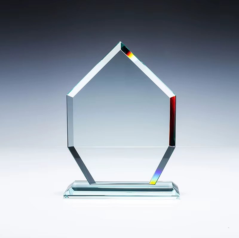 Glass Trophy-01