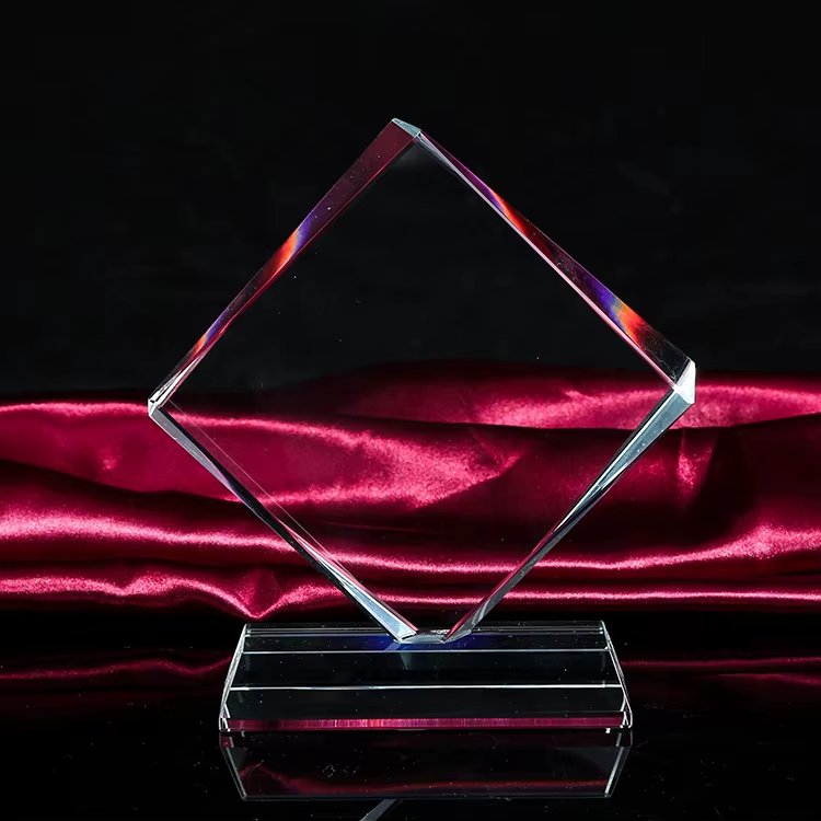 Glass Trophy Manufacturers-03