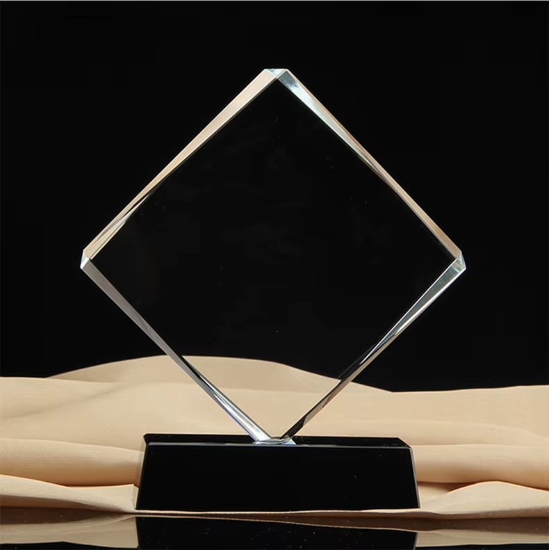 Glass Trophy Manufacturers-06