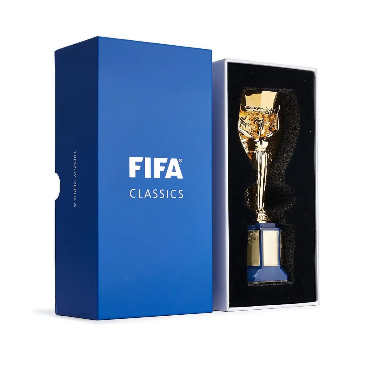 Rimet Trophy 01