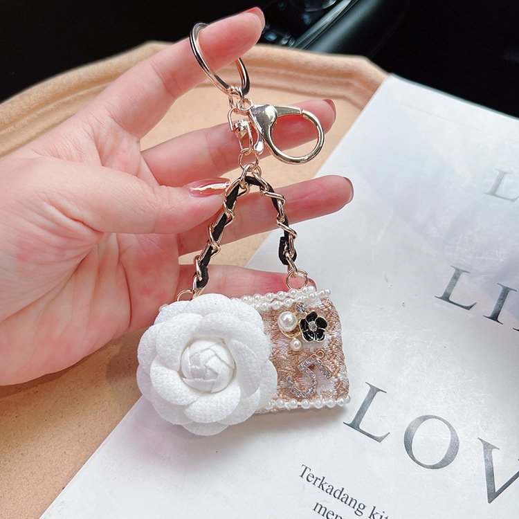 Rose keychain 85-3
