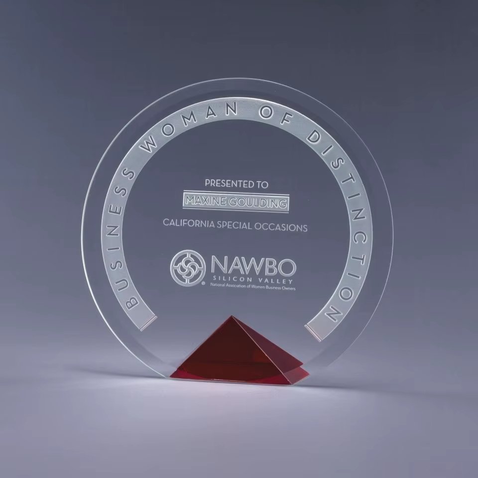 Round Glass Trophy Suppliers-01