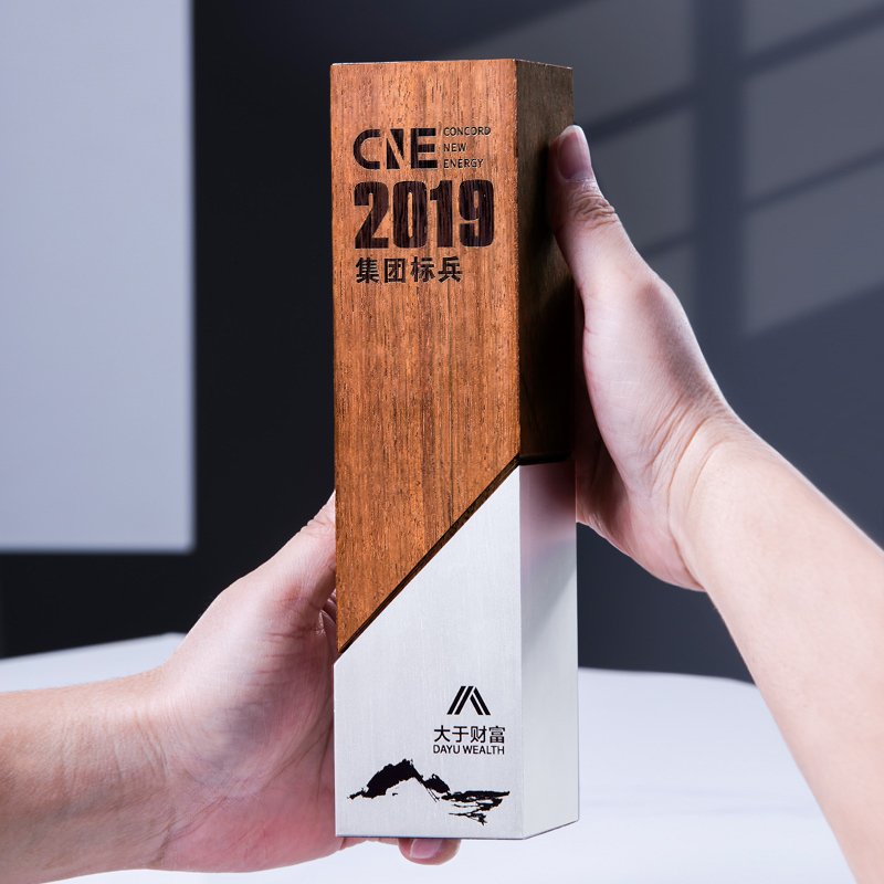 Wood crystal Group Trophy 04