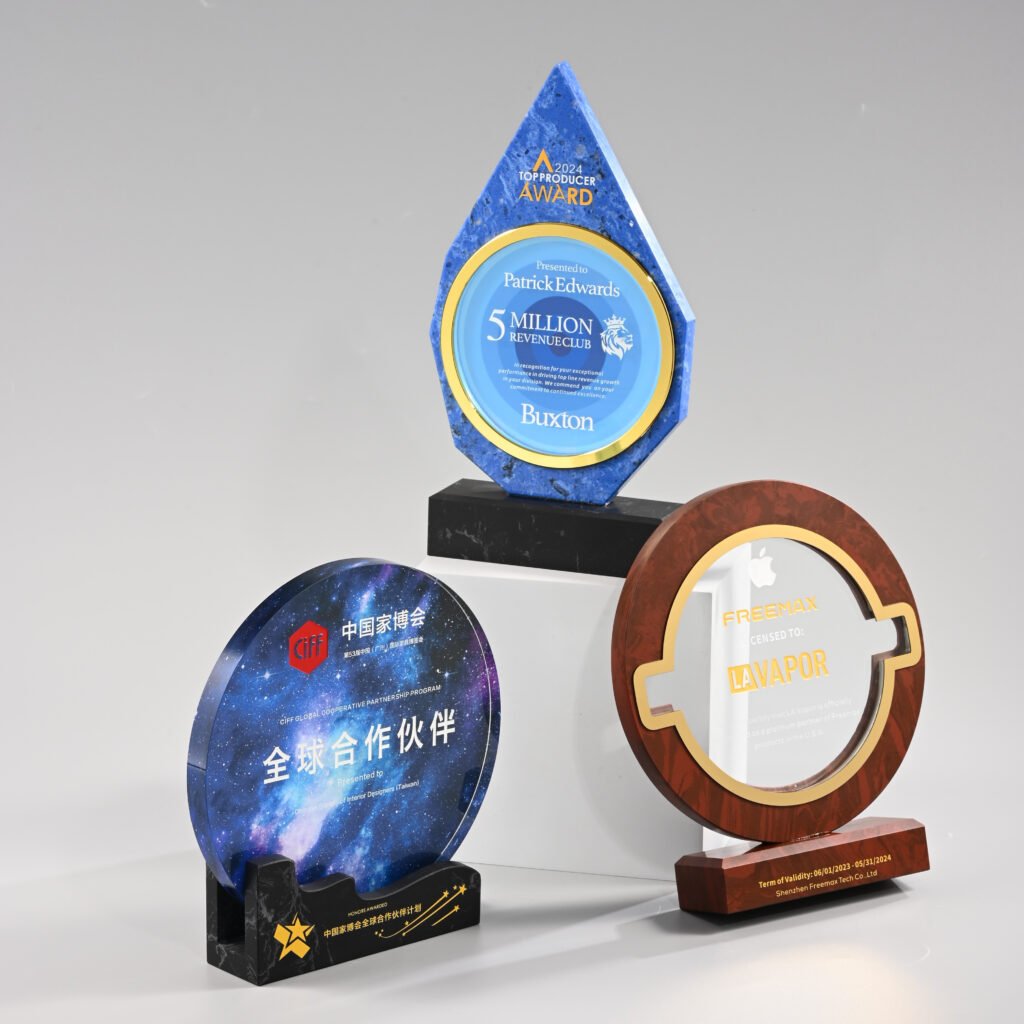 Wood crystal science trophy 02
