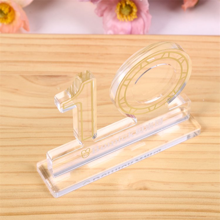 acrylic annual media award​ 03