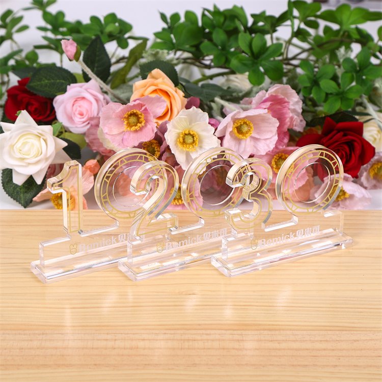 acrylic annual media award​ 04