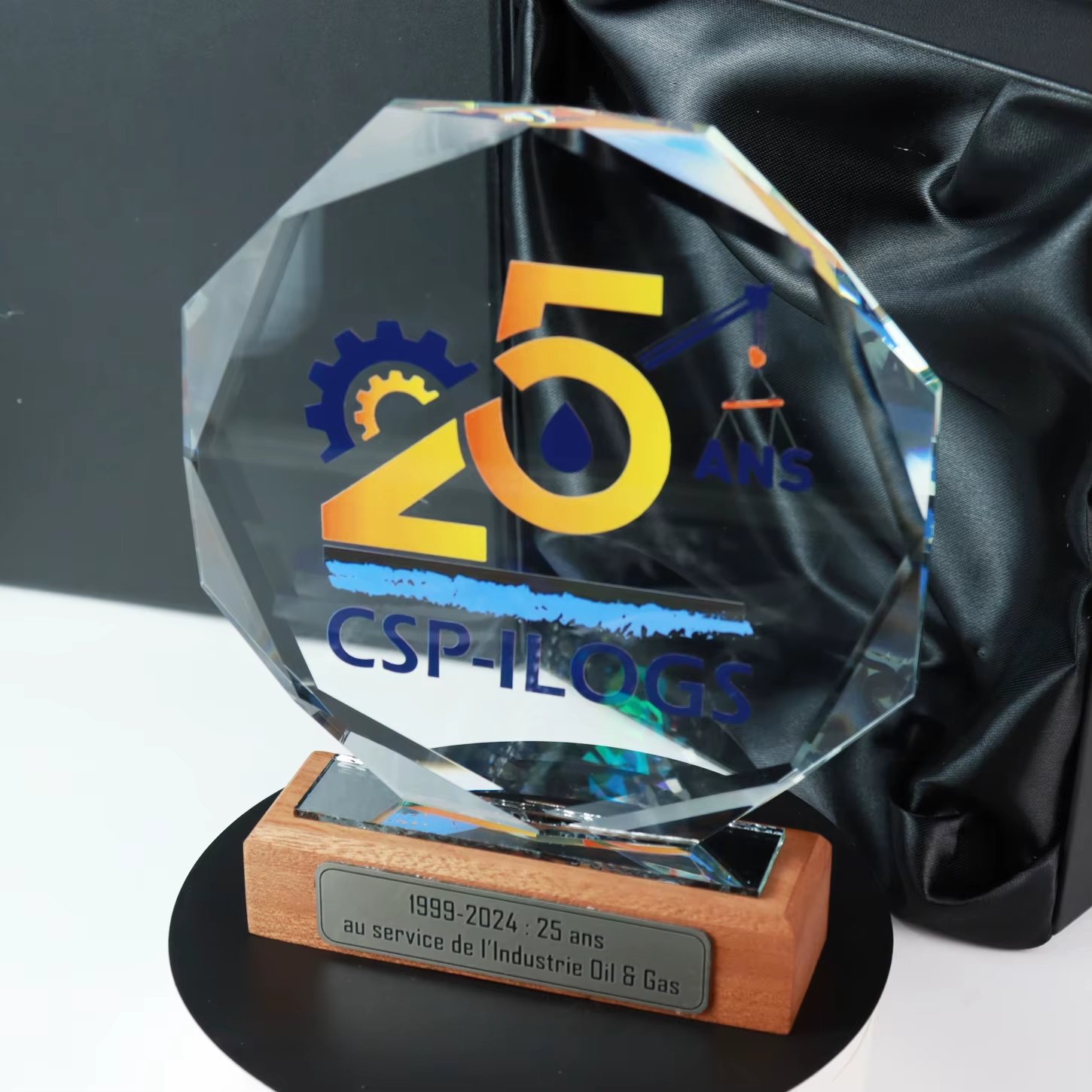 custom glass awards​ Suppliers-07