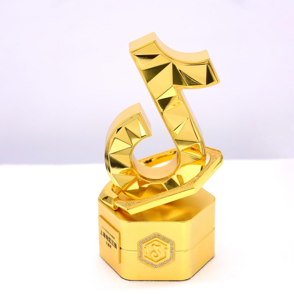 custom metal trophies​ Manufacturer-04