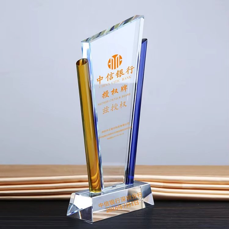 glass corporate awards​ Manufacturers-04