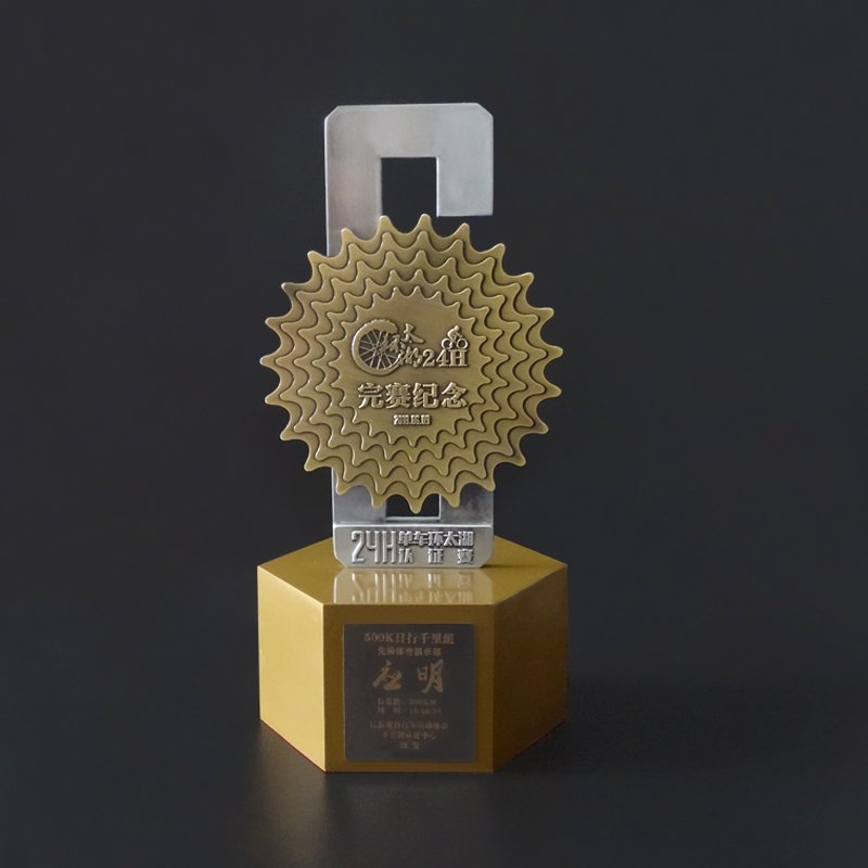 gold cup trophies​-02