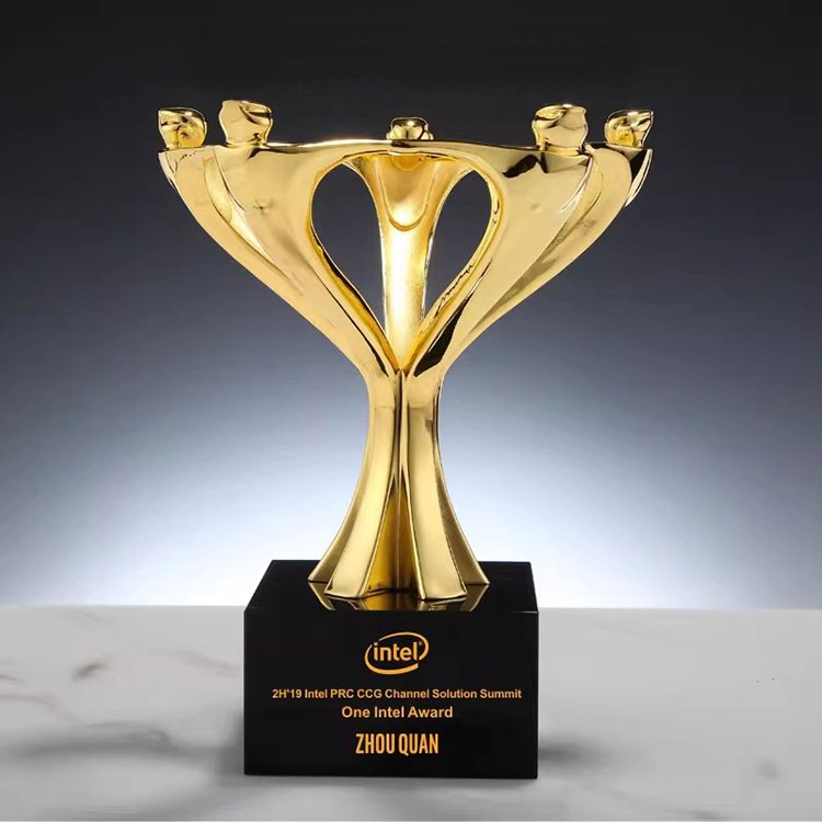 gold trophies​ Design-01