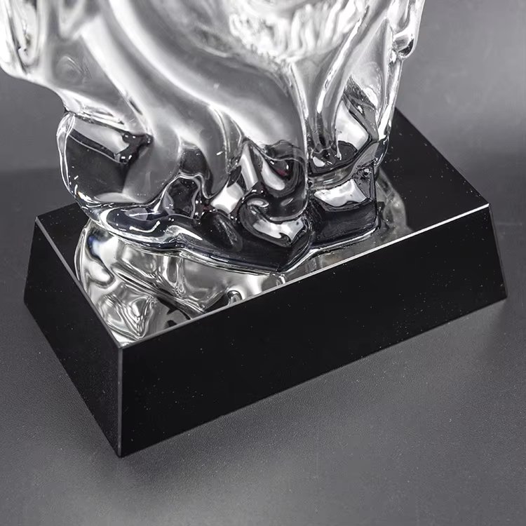 lion academy awards​ 3-2