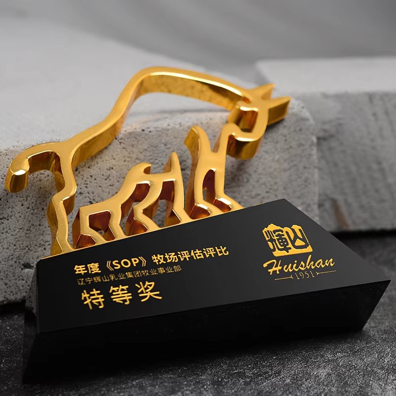 raging bull awards​​ 3-5
