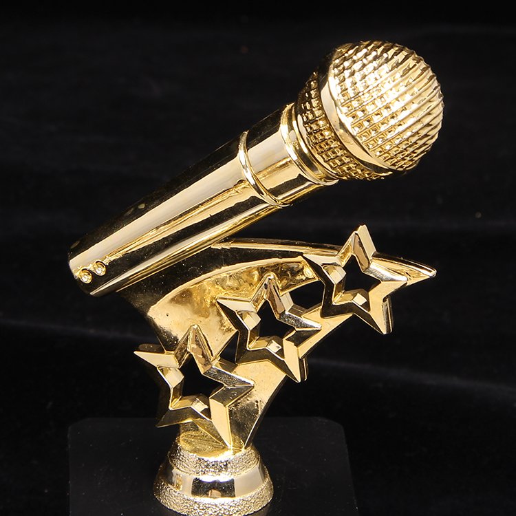singing trophy 7-3