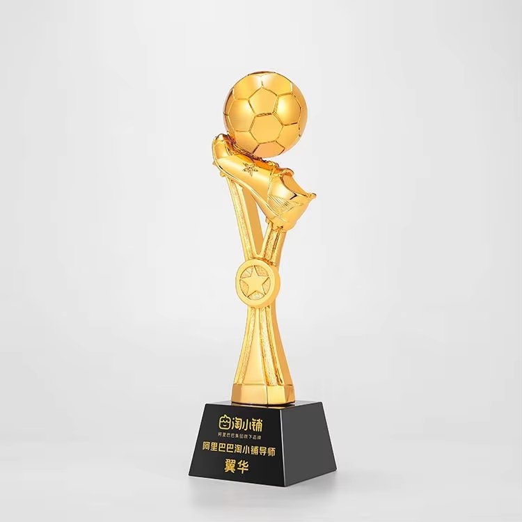 the golden boot trophy-06