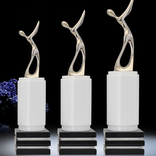 unique golf trophies​ Suppliers8