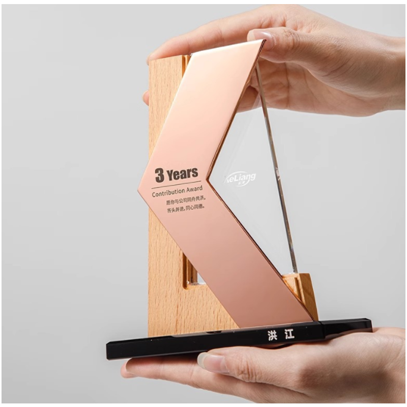 wood metal chinese gp trophy 04